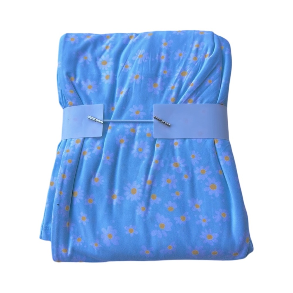 B4 Pajama Set - Picture 3 of 5